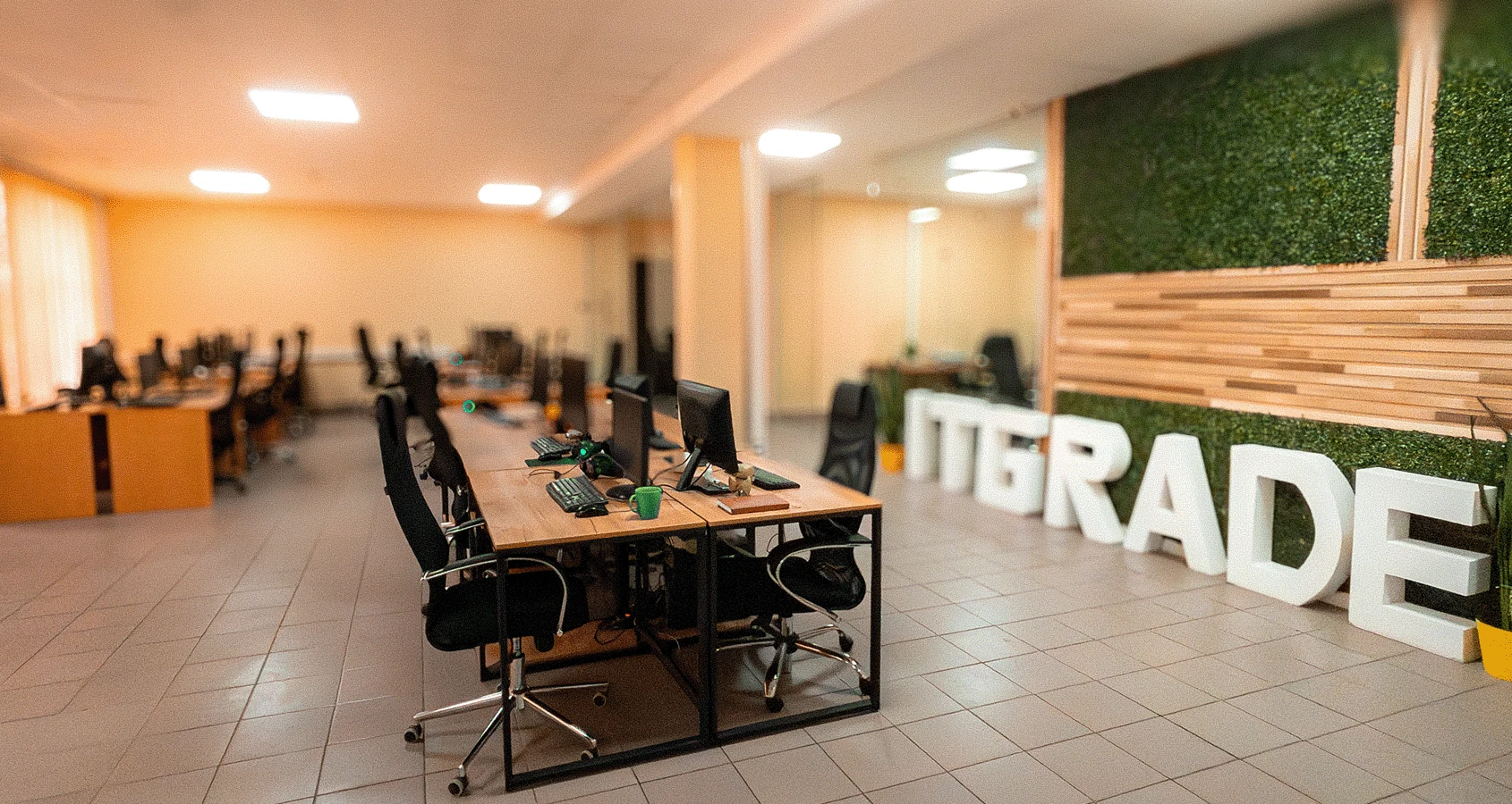 Офис ITGRADE: рабочие места команды